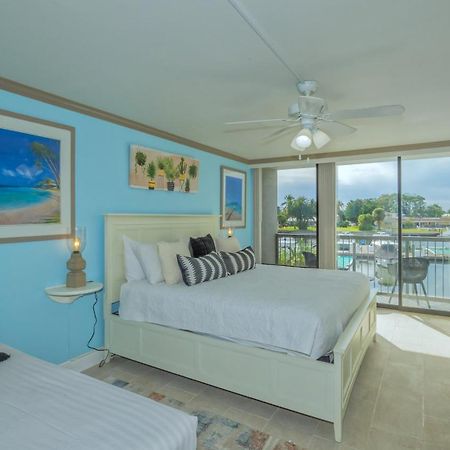 All-New Waterfront With Balcony,Pool,Tiki Bar,Gym Sarasota Exterior foto