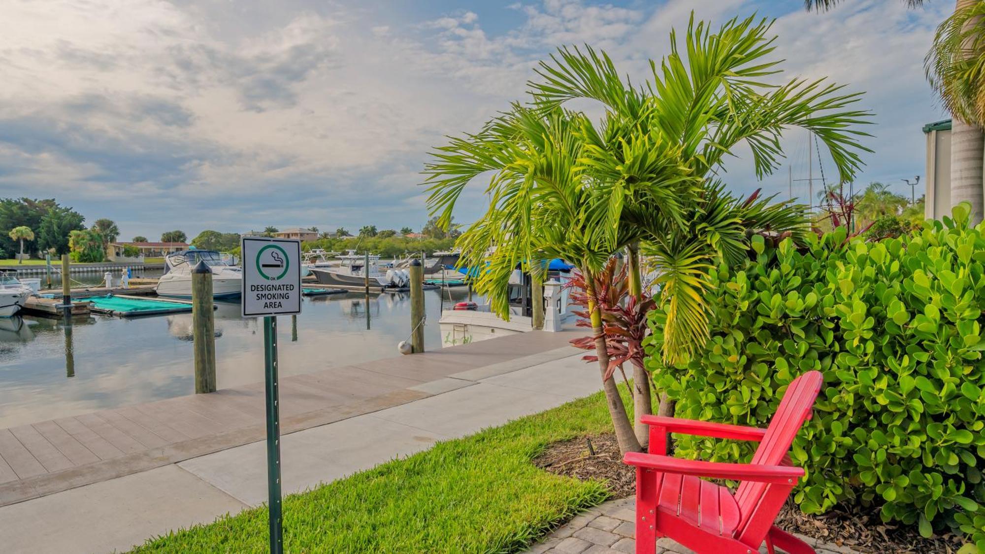 All-New Waterfront With Balcony,Pool,Tiki Bar,Gym Sarasota Exterior foto